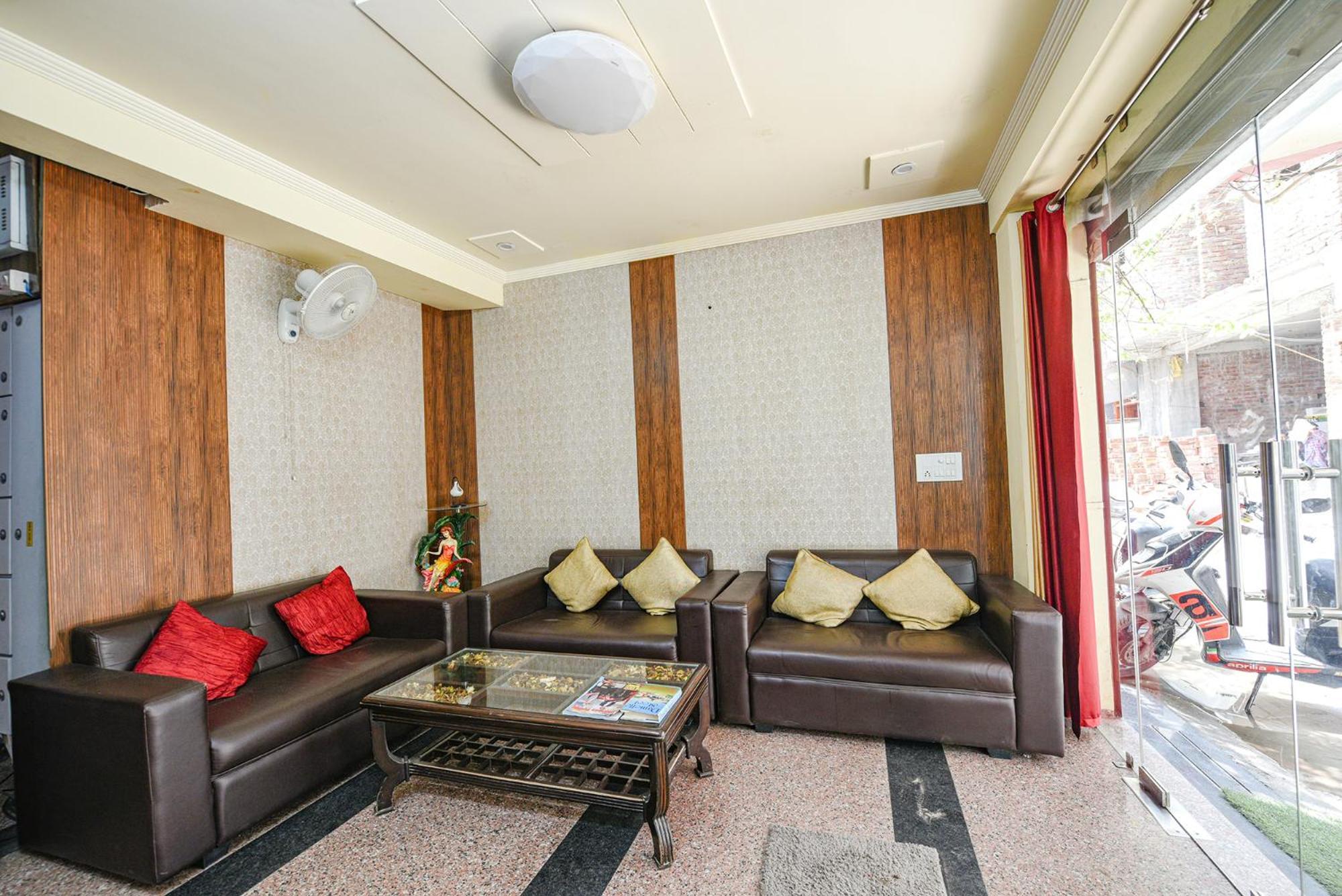 Fabhotel Ishtara Auberge - Nr Yashobhoomi Convention Centre Нью-Дели Экстерьер фото